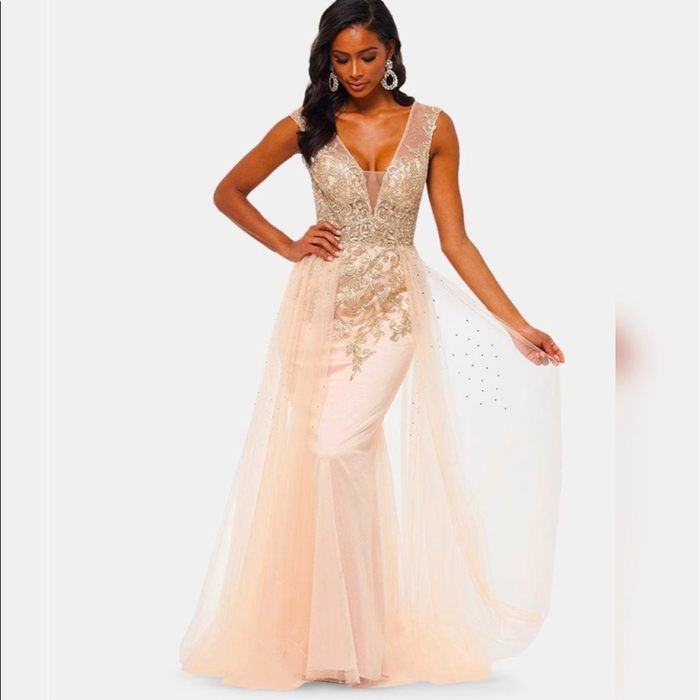 Xscape Sparkle Embroidered Formal Dress!💎👑💎🔥